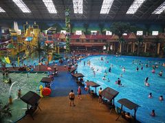 -沈阳龙润夏宫温泉水乐园