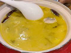 -九锅一堂酸菜鱼(新南凯德直营店)