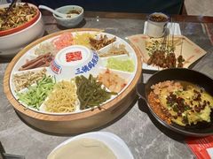-怪噜范·老贵阳街头名小吃(世纪金源旗舰店)