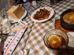 -新大咀港式茶餐厅(宝山万达店)