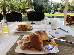 -三亚湾海居铂尔曼度假酒店