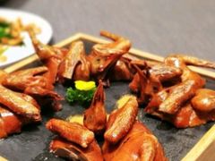 脆皮乳鸽-悦秀·高级粤菜