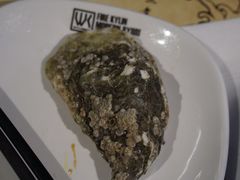 生蚝-HIHE Bistro·Oyster Bar(华熙live店)