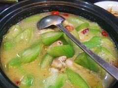 -亭下湖饭店(康岭店)