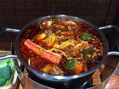 -独食火锅·半米屋台(直营总店)
