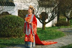 -AOROA·奥洛拉婚纱摄影·旅拍·礼服