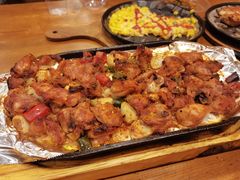 -老东镇啤酒屋海鲜加工·蒸汽海鲜·海鲜烧烤(台东店)