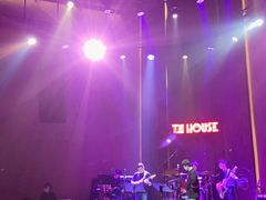 -TZ House音乐现场(来福士中心店)