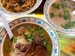 -金杨拉面王小吃面馆·牛三宝面·红烧牛肉粉