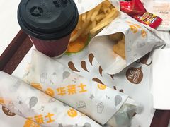 -华莱士·全鸡汉堡(四道街店)