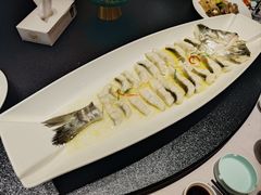 -浦東饭店(育才街怀特国际商城店)