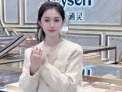 -王府井百货熙地港店