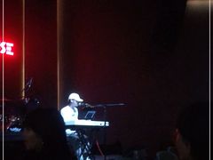 -TZ House音乐现场(来福士中心店)