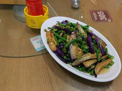 -陈厨老味·老派郴州菜(宜章店)