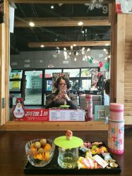 -PE SALON