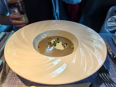 -弦月窗LUNETTE BY AMANDA(复兴路店)