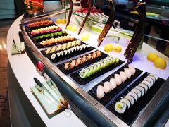 -亚洲国际大酒店·云顶阁旋转自助餐厅