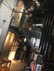 -鳌首刺青纹身 穿孔饰品店