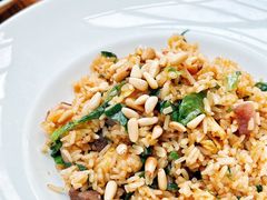 松子牛肉炒饭-食间牛排(湖西路店)