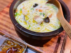 -良米山·云南野生菌过桥米线(上海首店)