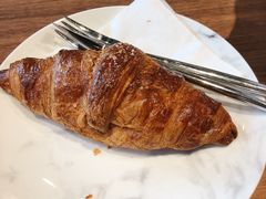 海盐牛角-DECAMERON十日谈(卓悦汇店)