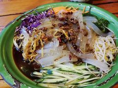 -闯关东东北农家菜(崂山石老人店)