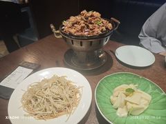 -湖畔鲁菜·二十年老字号餐厅(大明湖店)