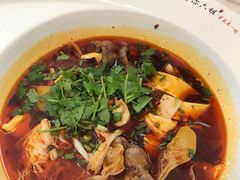 -成都你六姐·牛肉冒菜·麻辣香锅(长泰广场店)