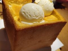 面包遇上冰激凌-新发现(宝山龙湖店)