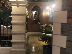 -沪小胖小龙虾(淮海中路旗舰店)