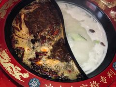 -重庆巴九门老火锅(阳朔店)