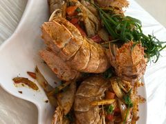 -覃记海鲜美食餐厅