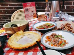 -老郑家东北春饼(龙悦居店)