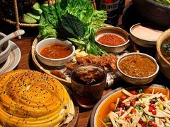 -拾光与烟火丨炭火串烧·自贡小活鲜(西村大院店)