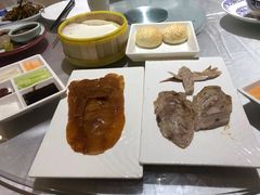 -鸭王烤鸭店(三里河店)
