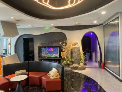 -TOP HAIR SALON
