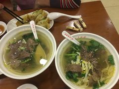 -小姜锅贴(凤凰街店)