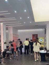 -BUTY HAIR 比帝专业烫染店