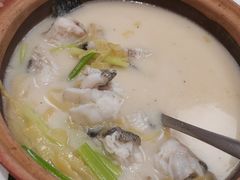 -品香菜馆(旗峰路中侨大厦店)