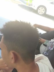 点击看大图 -大人物·男士理发馆