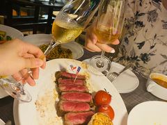 -MONICH牛排融合餐厅(和义大道购物中心店)