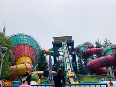 -欢乐水魔方水世界