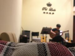 -帕尔拉多吉他工作室