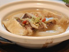 招牌清汤蹦砂牛腩-广州富力丽思卡尔顿酒店·丽轩·粤菜