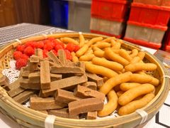 -客家大院·非遗赣南客家菜(郁孤台店)