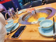 -山河屯铁锅炖·非遗东北菜(南山店)
