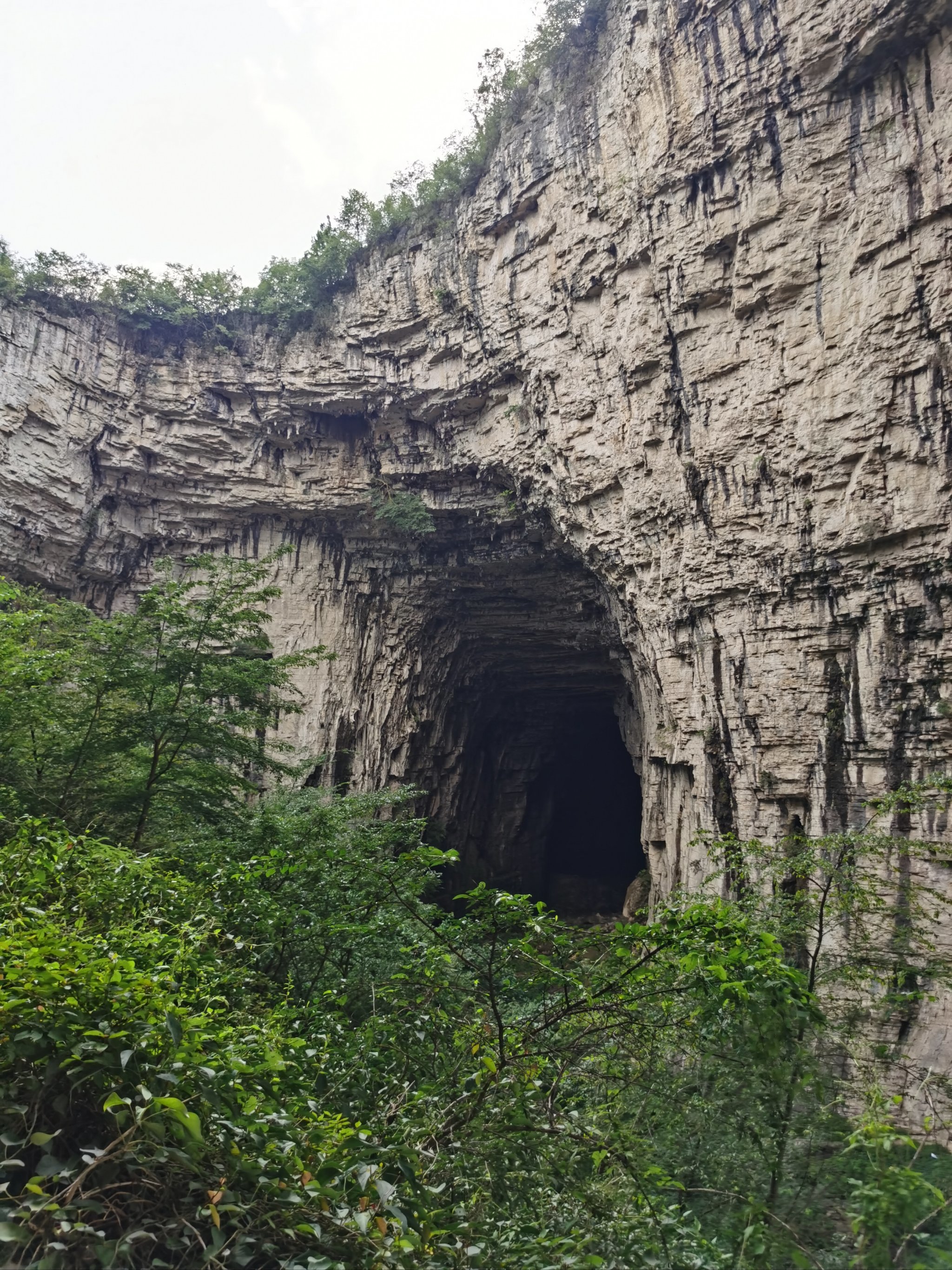 梁野山仙人洞图片