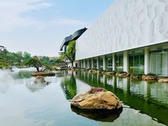 -罗红摄影艺术馆