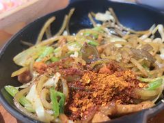 -怪噜范·老贵阳街头名小吃(鸿通城店)