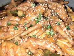 -徐记小怪兽肉蟹煲店(哈西万达金街店)